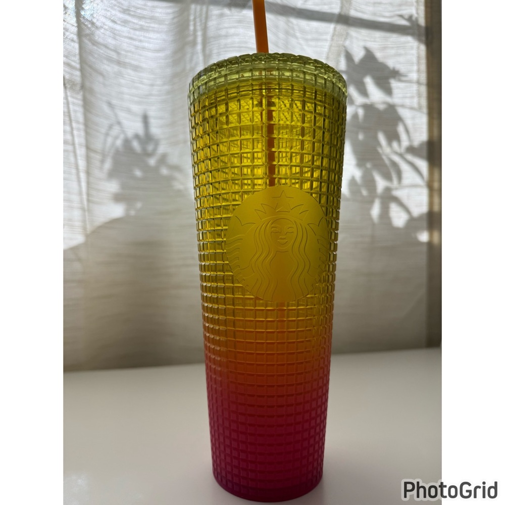 Starbucks summer 2022 neon yellow & pink ombré  grid tumbler🩷